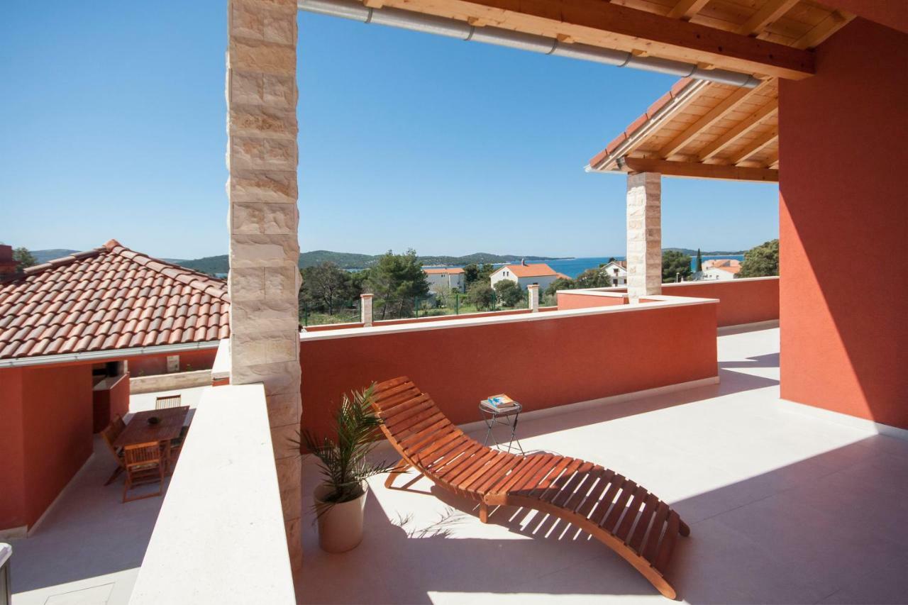 Villa Red Sky Zaboric Exterior foto