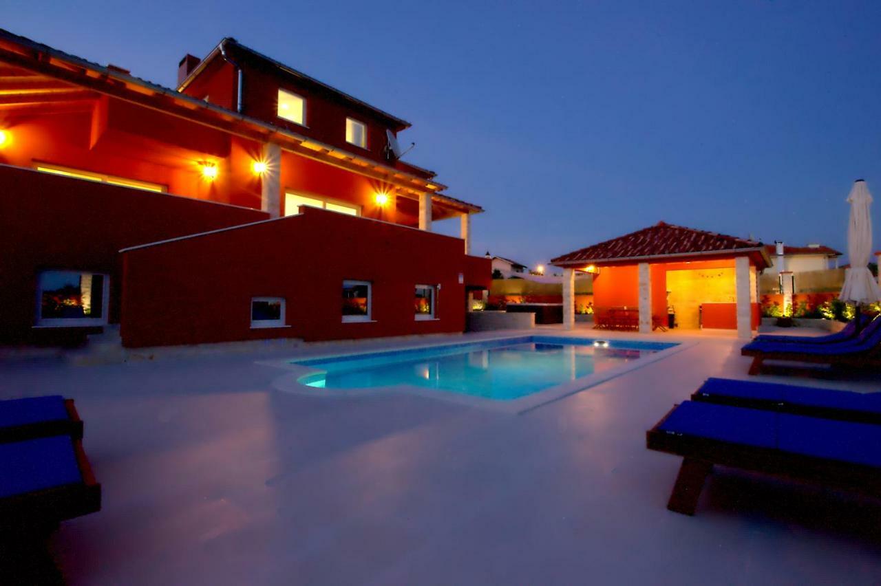 Villa Red Sky Zaboric Exterior foto